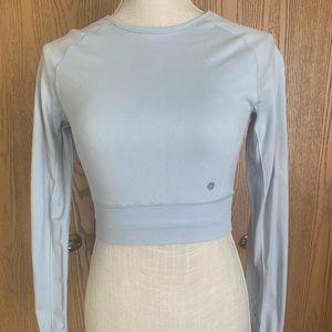 Aura Athletica Women’s athletic shirt